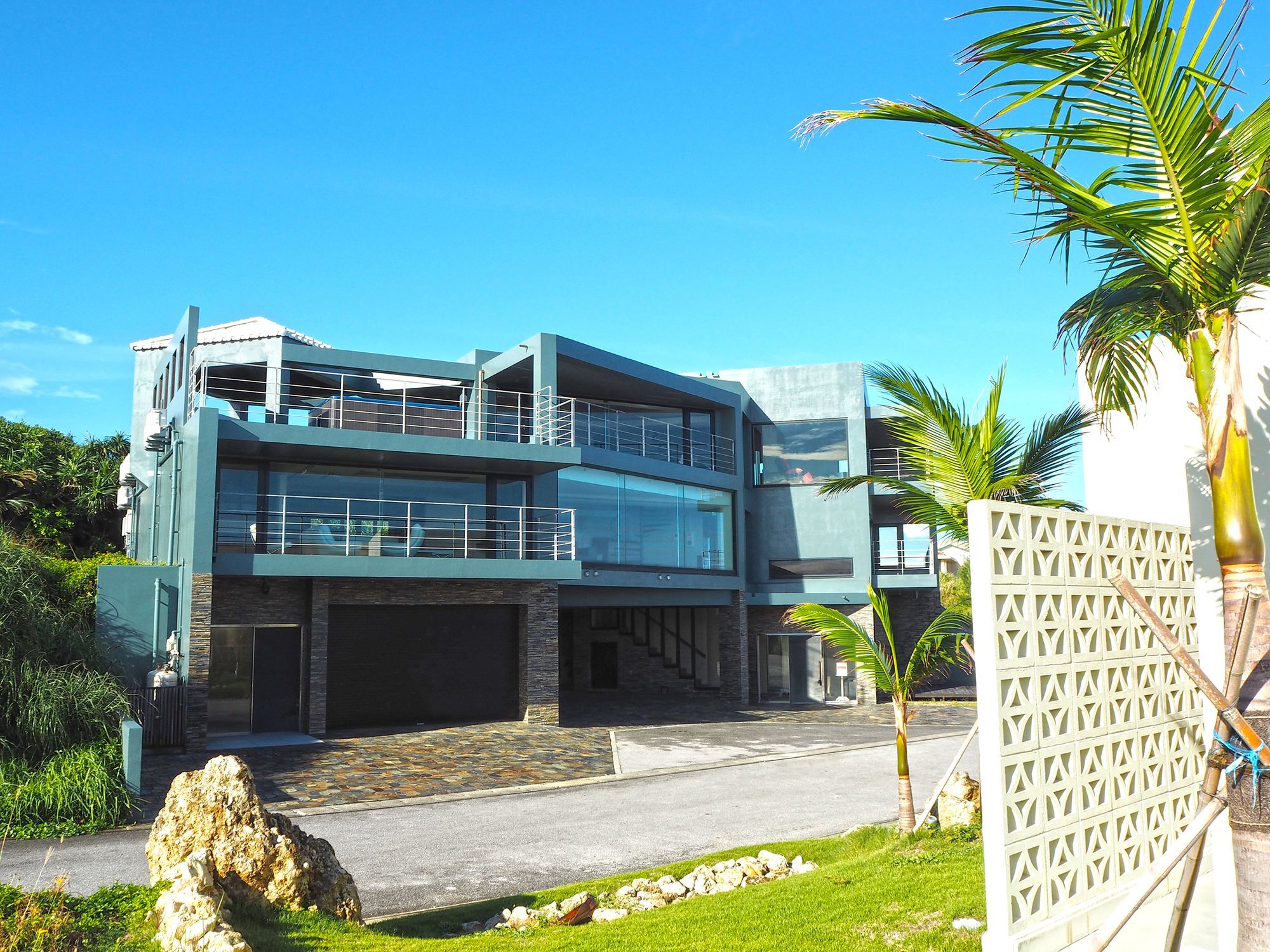 Villa Omoro Накидзин Экстерьер фото